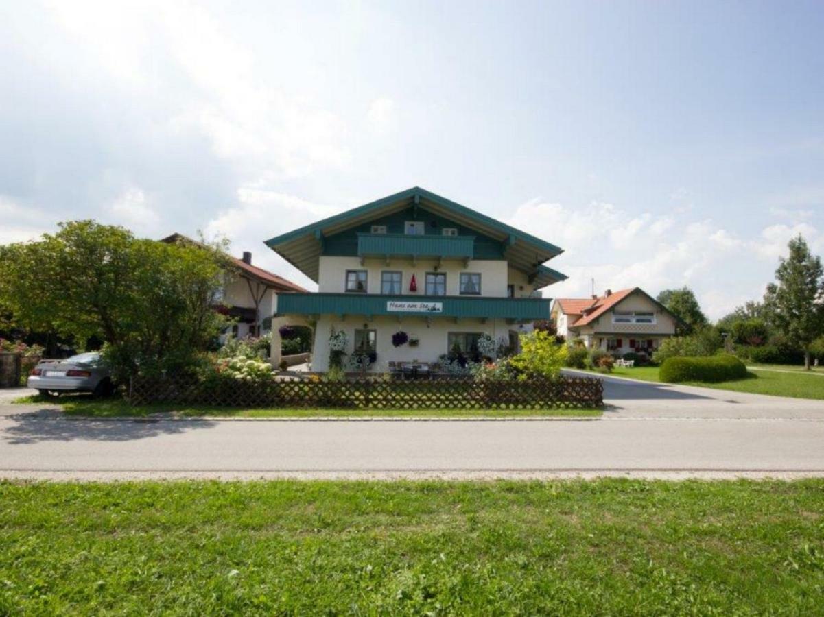 Ferienwohnungen Haus Am See Bernau am Chiemsee Exterior photo